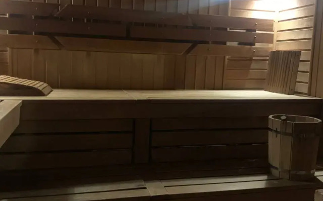 Отель Эльтур