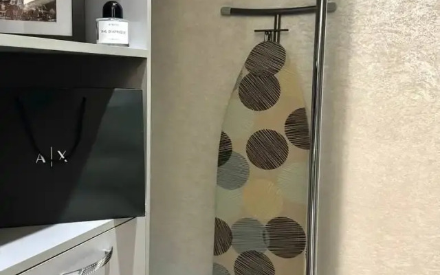 Sovremennaya kvartira v mikrorayone Gomzovo Flat