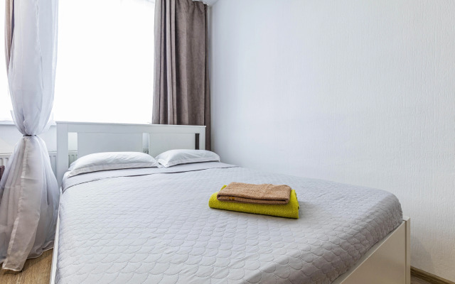 Апартаменты на Академика Парина 43/3