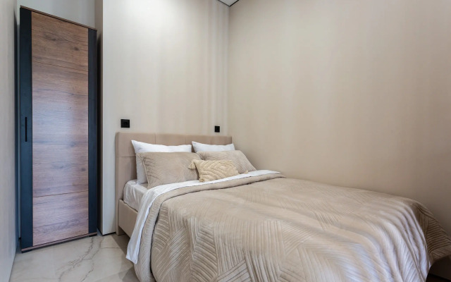 Stilnaya S Vidom Na Gory Alleya 375 Flat