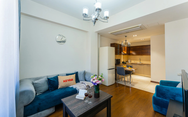 KeyGo #0099, 1 Bedroom, Balcony, Near National Gallery Apartments