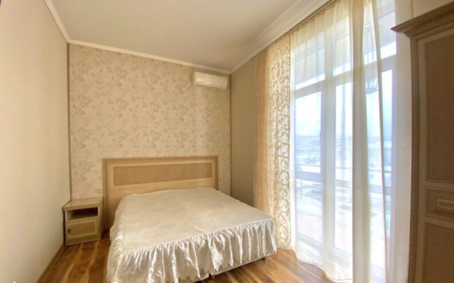 Red Rose Apartments