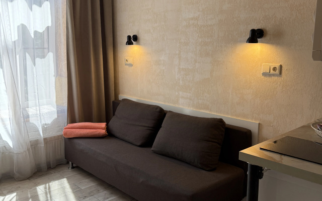 Dvukhurovnevye Apartamenty Zhyoltye Poyuschie Fontany Apartments