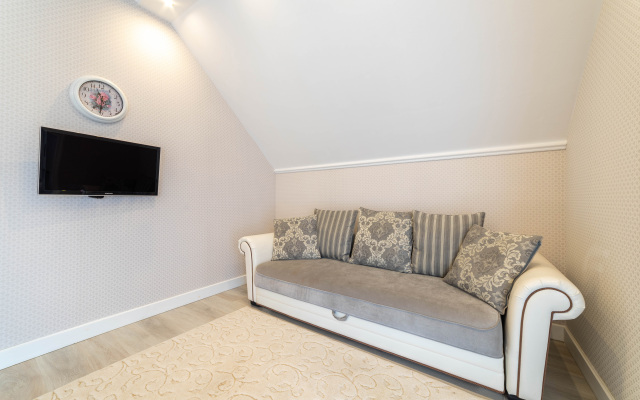 Unikal'naya s dvumya spal'nyami v 2kh minutakh ot tts Mandarin Flat