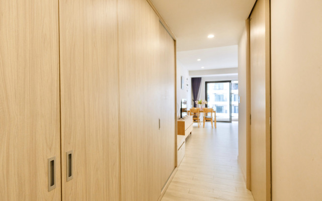 Апартаменты La Casa Nha Trang Gold Coast Tower Walk-To-Beach