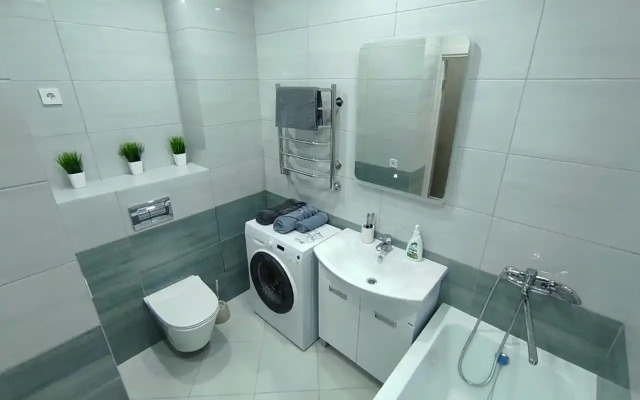 Dizaynerskaya Yevrodvushka Flat