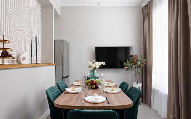 Квартира GM Apartments Четырехкомнатные с двумя санузлами