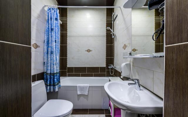 Oplot - Razumnaya romantika 14 Apartments