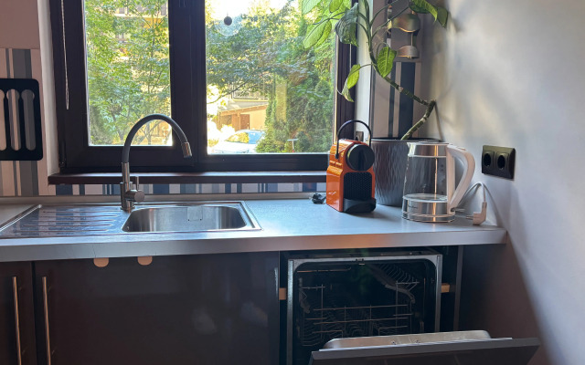 Квартира С отдельной спальней и балконом в центре Поляны