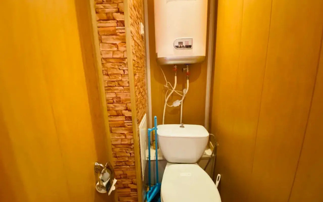 Apartamenty s 2 Komnatami Vid na Gorod i Balkon (KVARTIRA51)