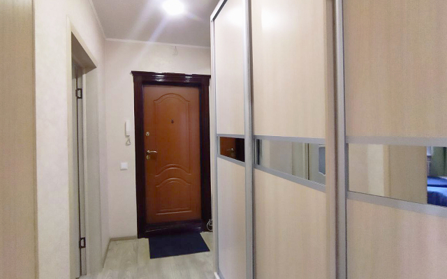 Апартаменты Бизнес класс, Степная 81