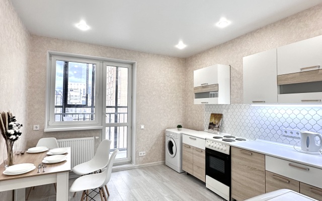Lyuks 1-komnatnye Ryadom S Rivyeroy Apartments