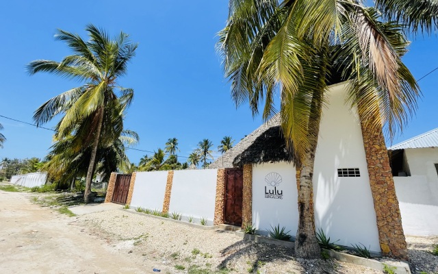 Lulu Bungalows Apartment Hotel