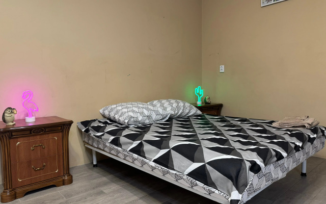 Khant Guest house