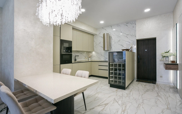 Yalta Plaza Apartments