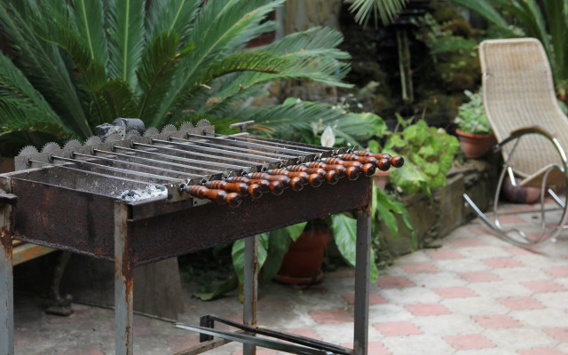 Mechta Guest House