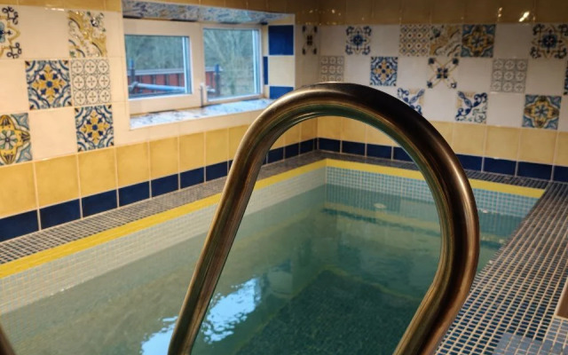 Гостевой дом с баней и бассейном