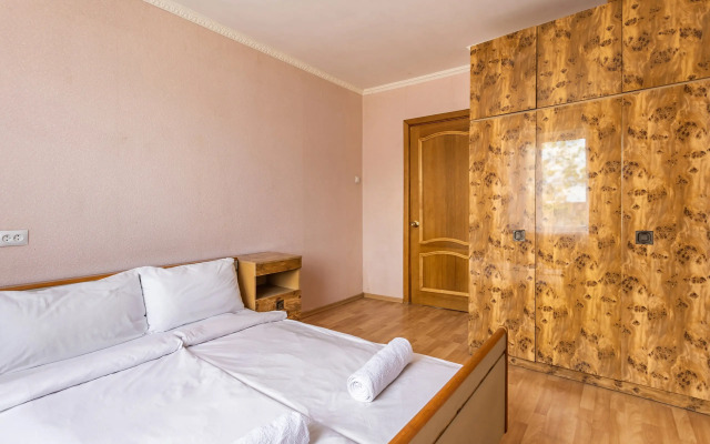 Trekhkomnatnaya Dlya Komandirovannykh Flat