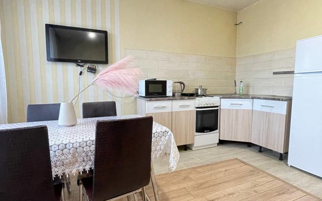 Yevrotreshka Na Klyuchevskoy Flat