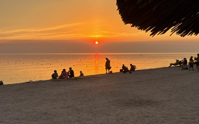 Частный дом Палатка для глэмпинга с собственной мини-кухней