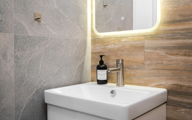 Квартира Трехкомнатная с Новым Ремонтом Для 9 Человек