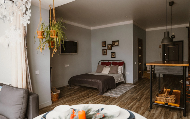 Dizajnerskie S Panoramnyimi Oknami Apartments