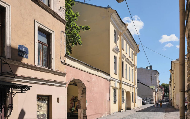 Апартаменты с петербургской атмосферой в центре Петербурга.