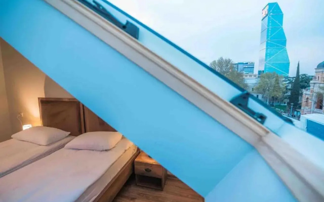 Rooftop Apartments at Rustaveli Avenue Mini hotel