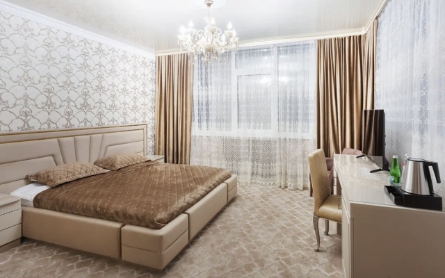 Akropol Hotel