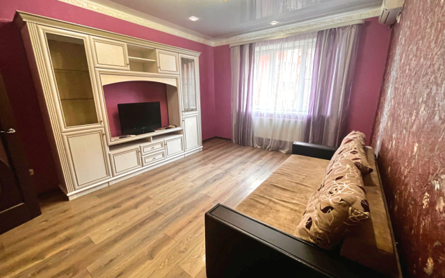 Апартаменты С Шикарным Видом на Парк Галицкого