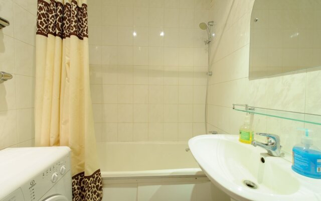 Na Novom Arbate Apartaments