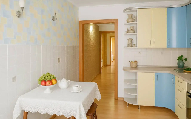 Апартаменты Комфортабельная Трешка