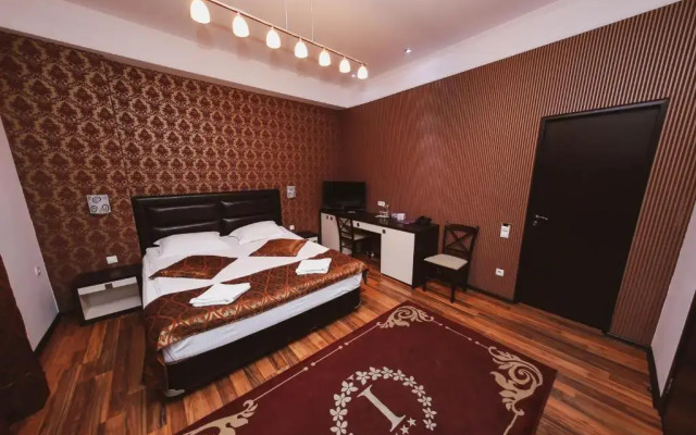 Hotel Iris