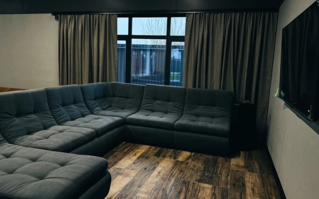 Zagorodny Kottedzh 8-k 310 m2 Villa