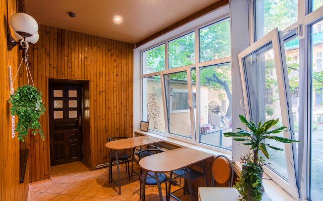 Hostel Berloga