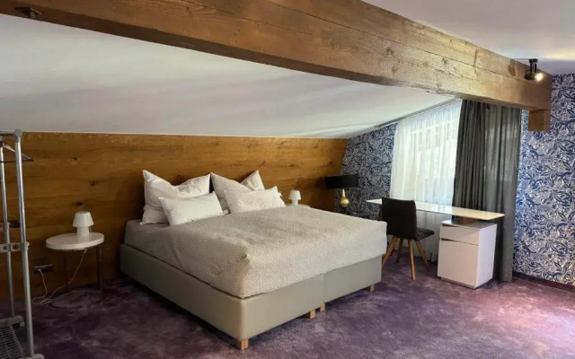 Two Brothers Inn Bed&Breakfast