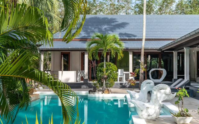Вилла Banyak Luxury 4Br villa with nice terrace