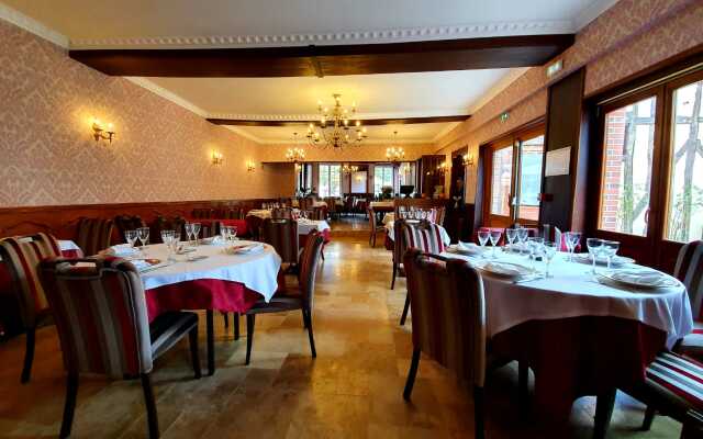 La Croix Blanche de Sologne Hotel