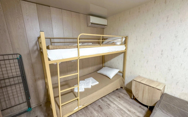 Na Ruzheynoy 1 Apartments