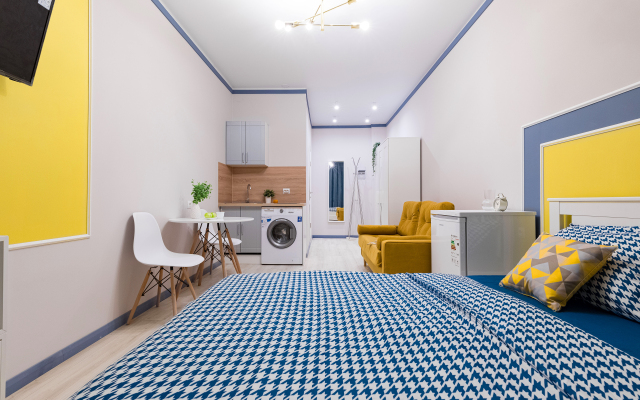 2+2 LeoHotels na Locmanskoj, 20 Apartment