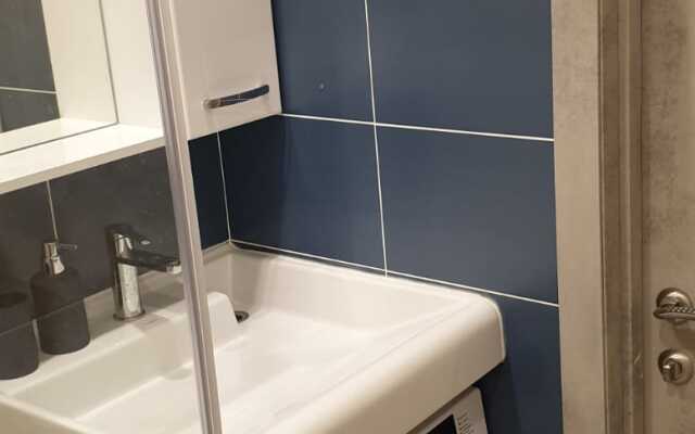 Studiya S Udobnym Raspolozheniem Flat