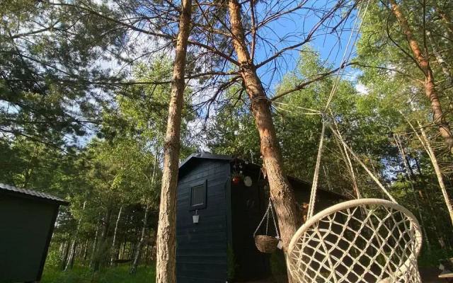 TinyDacha Mozhzhevelnik Glamping