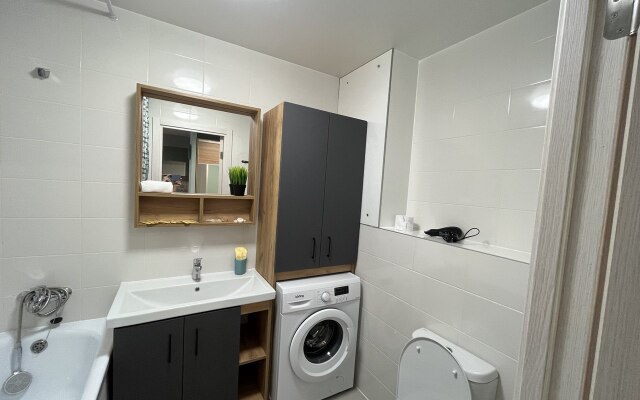 Stil'naja dvuhkomnatnaja metro Bratislavskaja Flat