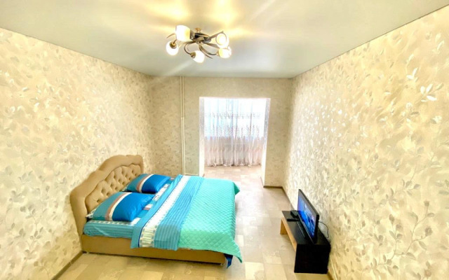 Квартира на Сен-Симона 42/3