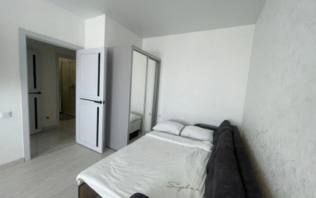 Leto Flat