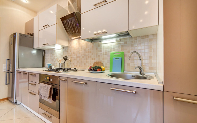 Квартира Двухкомнатная с евроремонтом, стильной ванной и балконом