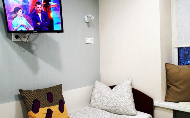 KvartiriS Na Oktyabr'skom Pole Apartments 3