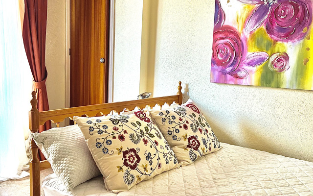 Ispanii 100 Metrov ot Morya na Luchshem Plyazhe Goroda Torrevekha Apartment