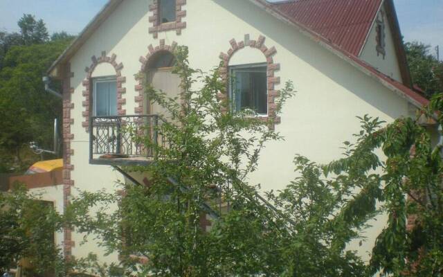 Viktoria Guest House