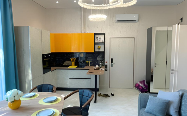 Apartamenty Luchezarny  Apartments